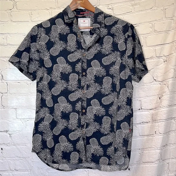 Cactus Man | Shirts | Cactus Man Ricky Singh Short Sleeve Pineapple Shirt  Size Medium Slim Fit | Poshmark
